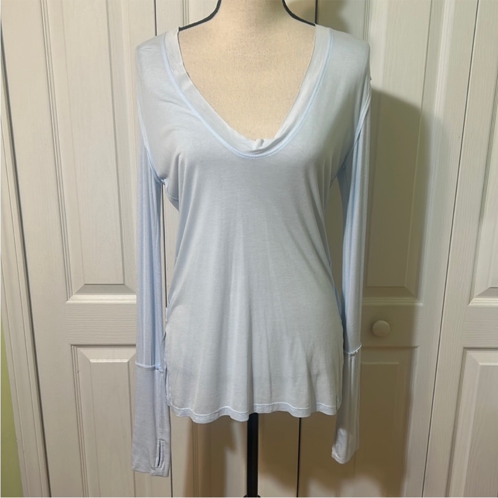 We the Free Fresh and Clean - sub zero light Blue V-Neck Long Sleeve Blo…